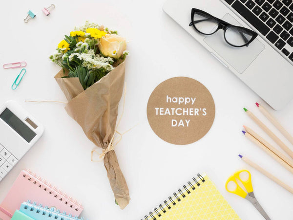 130 Teachers Day Wishes and Quotes (Heartfelt 2026 Messages)