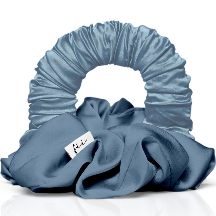 Heatless Cloud Curler in Moonlight Blue (Thick Curl)