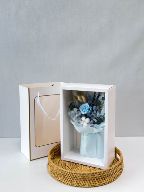 Breezy Bayfront Box (Blue)