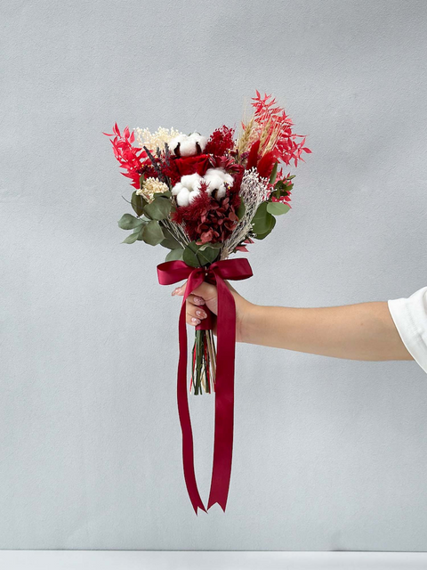 Breezy Bayfront Frontal Bridal Bouquet (Red)