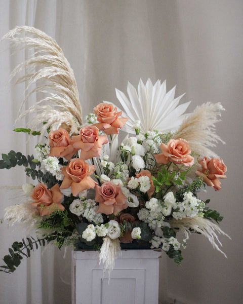 Wedding Hedge Frontal - Hushed Elegance (3 days in advance)