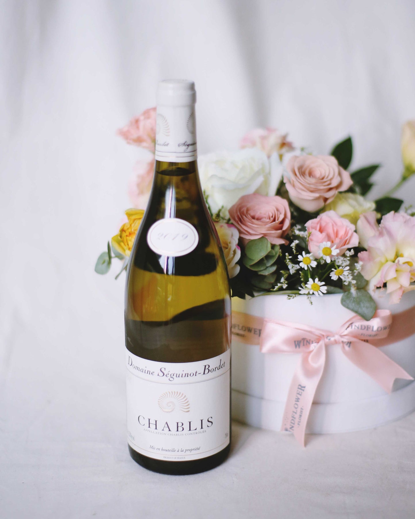 Boite De Fleur White Wine