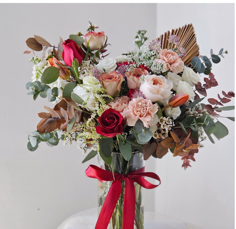 Peranakan Promenade Vase