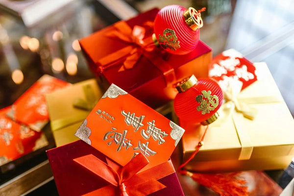 21 Best Chinese New Year Gift Ideas For Luck & Prosperity