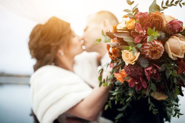 How Much Do Wedding Flowers Cost? A Guide For Couples