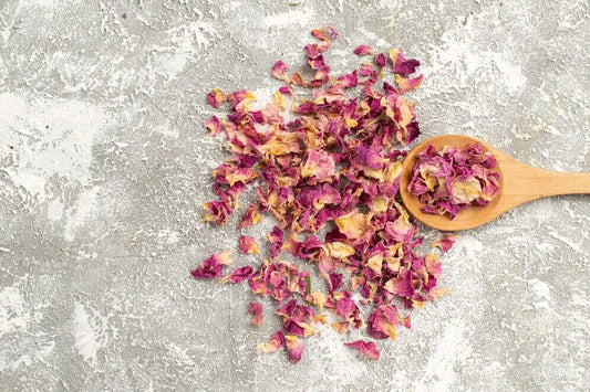 How To Dry Flower Petals: 5 Easy Ways To Preserve Their Colour And Beauty