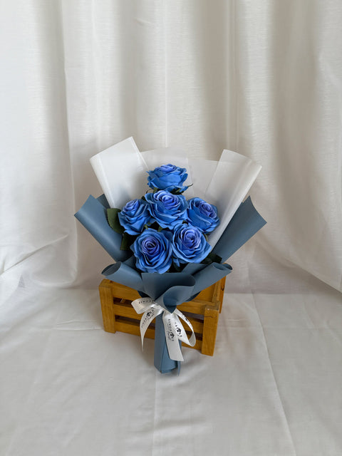 6枝闪亮蓝玫瑰仿真花束