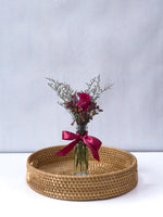 Single Rosy Raffles (Hot Pink)