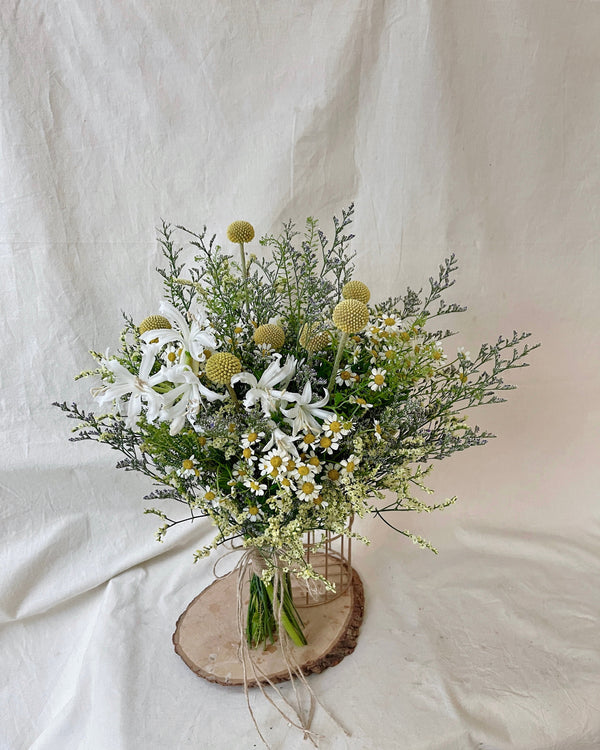 草地新娘花束