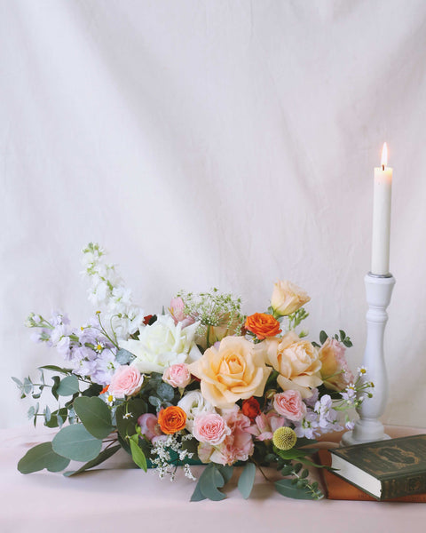 婚礼桌中央装饰正面 - 亮色